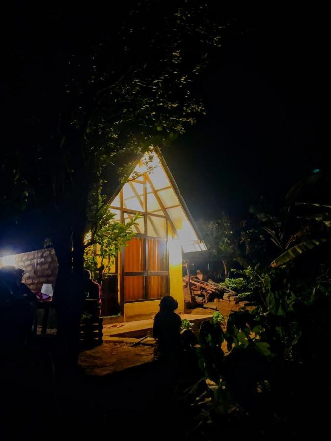 Rainforest Cabin Deniyaya Buitenkant foto